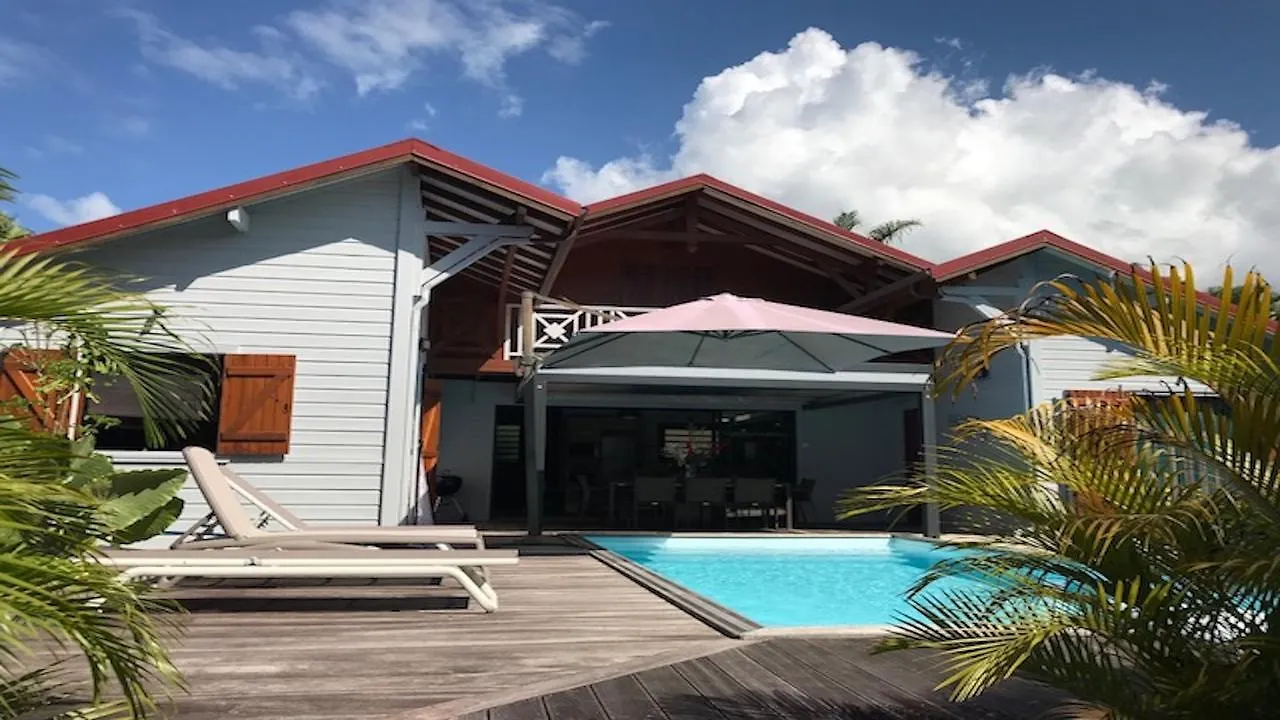 Willisa River Bouillante Holiday home